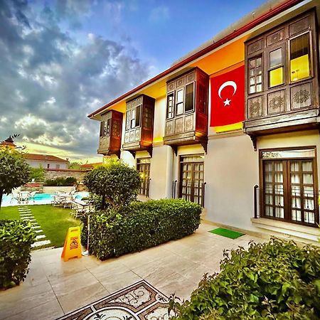סלצ'וק Livia Garden Hotel מראה חיצוני תמונה